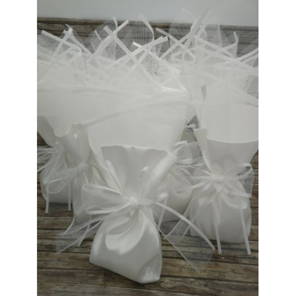 Favors tulle pouch All white Tall Handmade Wedding Baptism bomboniere Elegant event