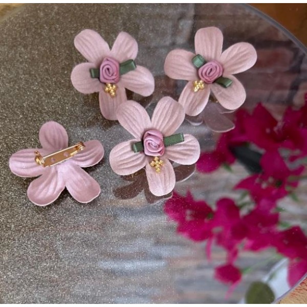 Witness pins Dusty pink suede flower brooch and cross Guests gifts Baby girl christening